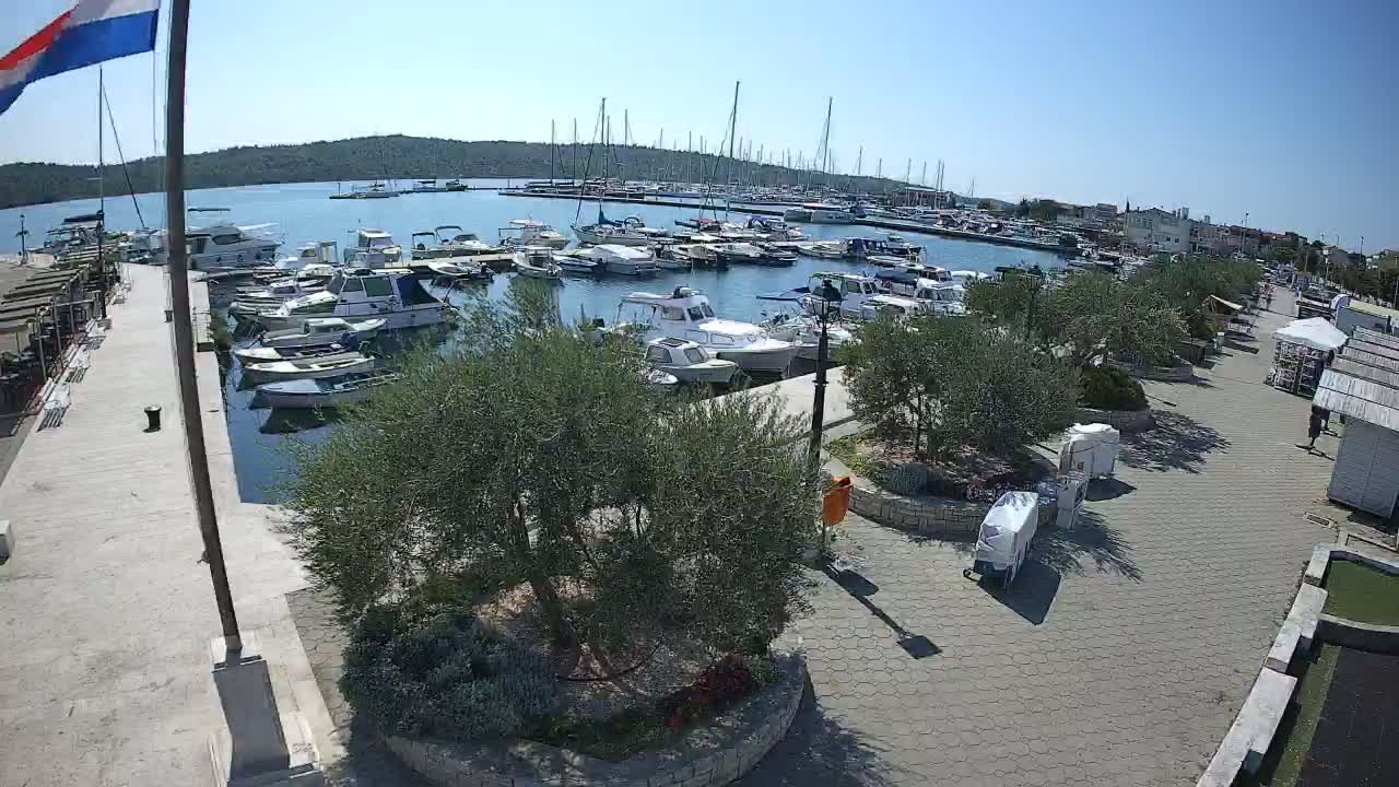 Pirovac Coast & Marine Live Cam - Pirovac, Općina Pirovac, Šibenik-Knin, Croatia