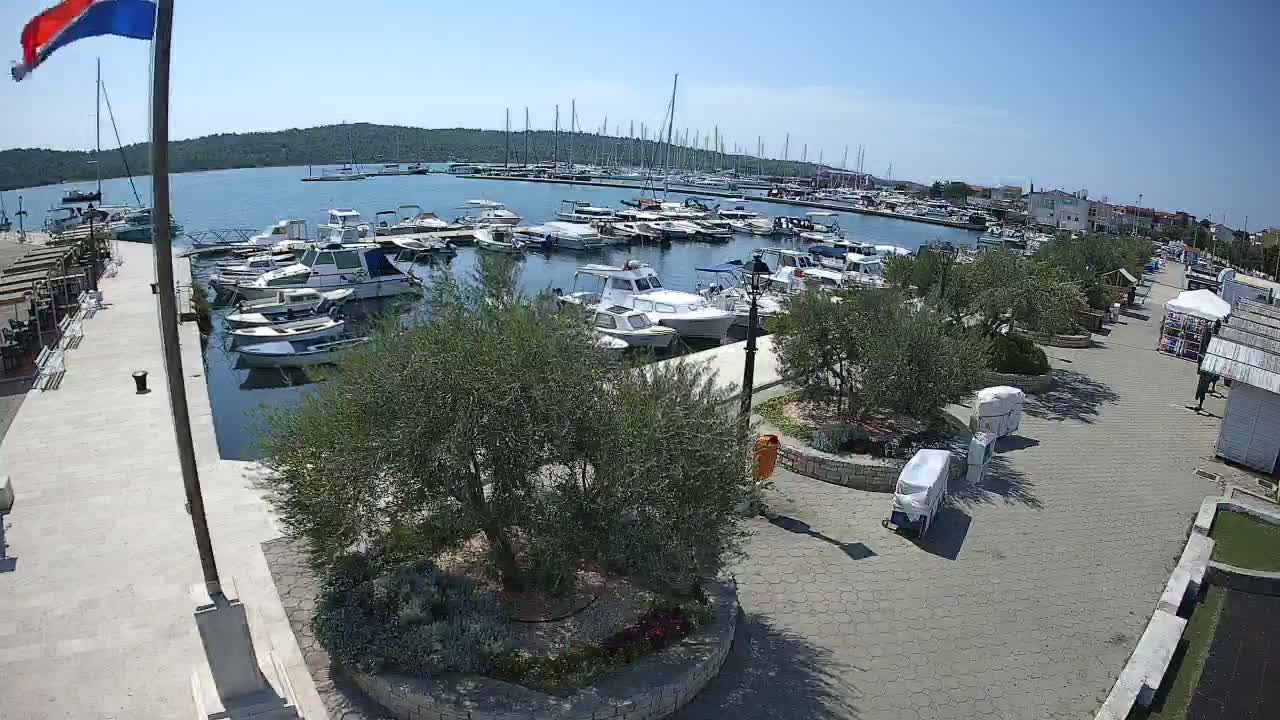 Pirovac Coast & Marine Live Cam - Pirovac, Općina Pirovac, Šibenik-Knin, Croatia