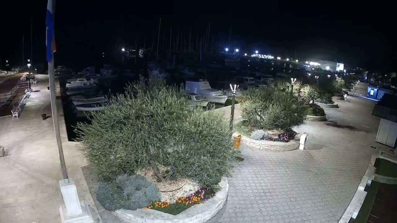 Pirovac Coast & Marine Live Cam - Pirovac, Općina Pirovac, Šibenik-Knin, Croatia