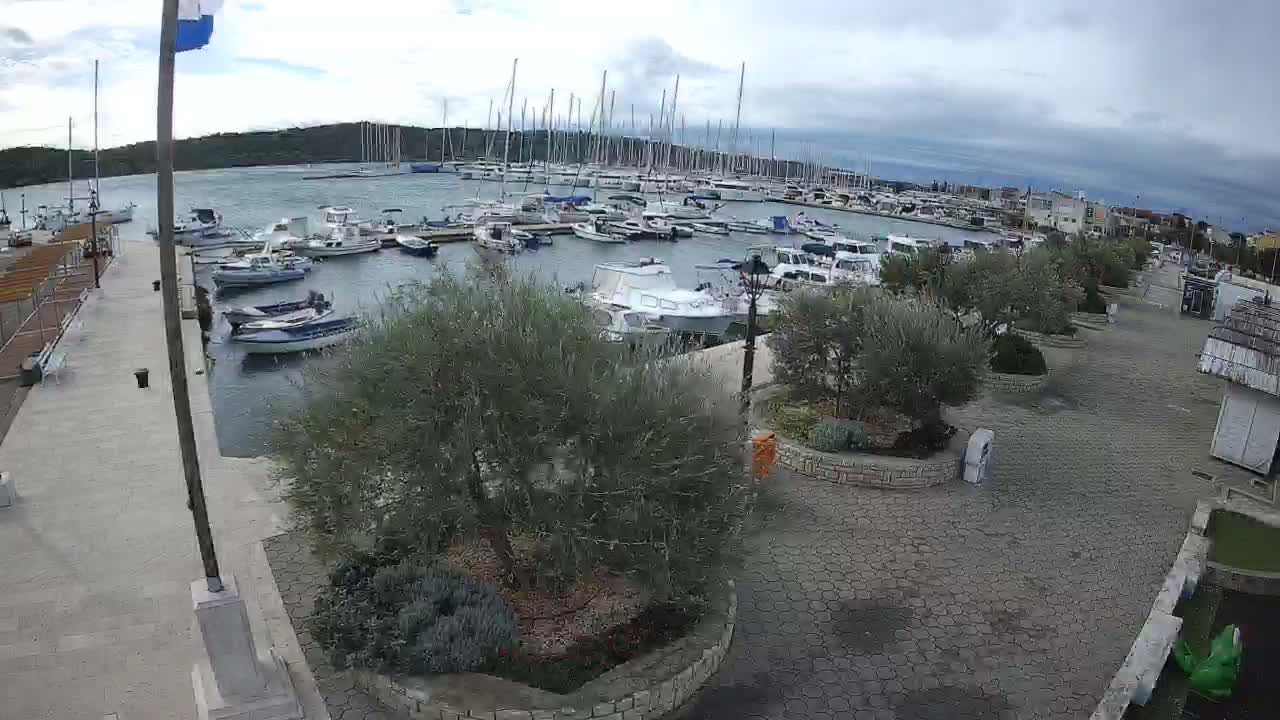 Pirovac Coast & Marine Live Cam - Pirovac, Općina Pirovac, Šibenik-Knin, Croatia