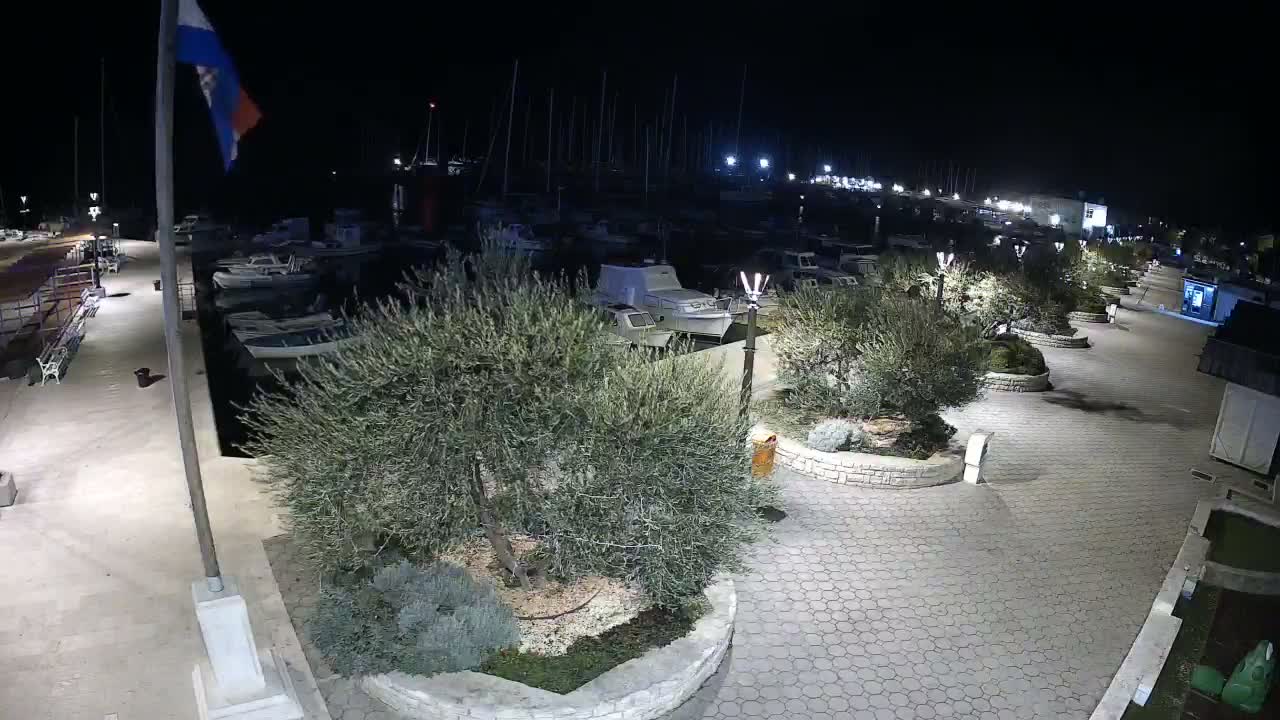 Pirovac Coast & Marine Live Cam - Pirovac, Općina Pirovac, Šibenik-Knin, Croatia