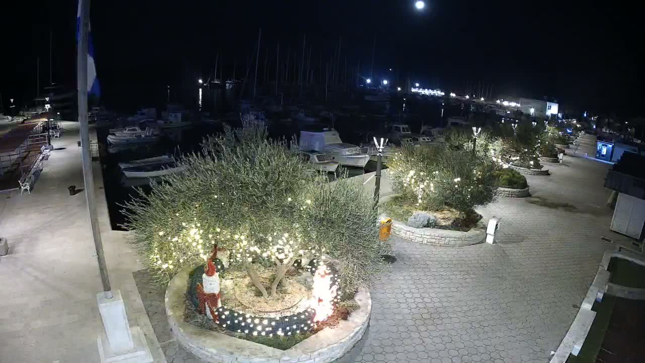Pirovac Coast & Marine Live Cam - Pirovac, Općina Pirovac, Šibenik-Knin, Croatia
