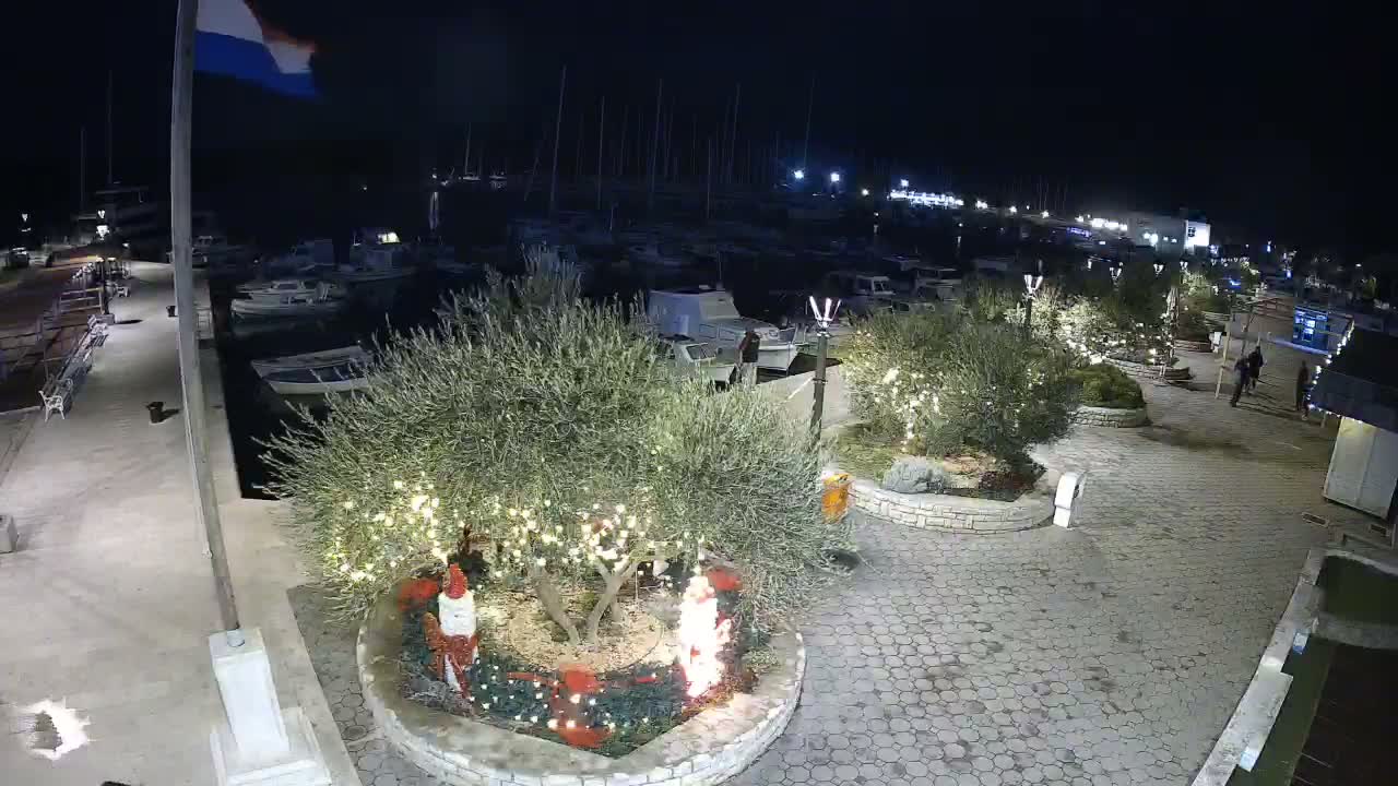 Pirovac Coast & Marine Live Cam - Pirovac, Općina Pirovac, Šibenik-Knin, Croatia
