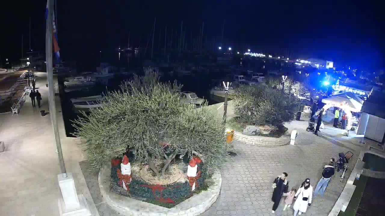 Pirovac Coast & Marine Live Cam - Pirovac, Općina Pirovac, Šibenik-Knin, Croatia
