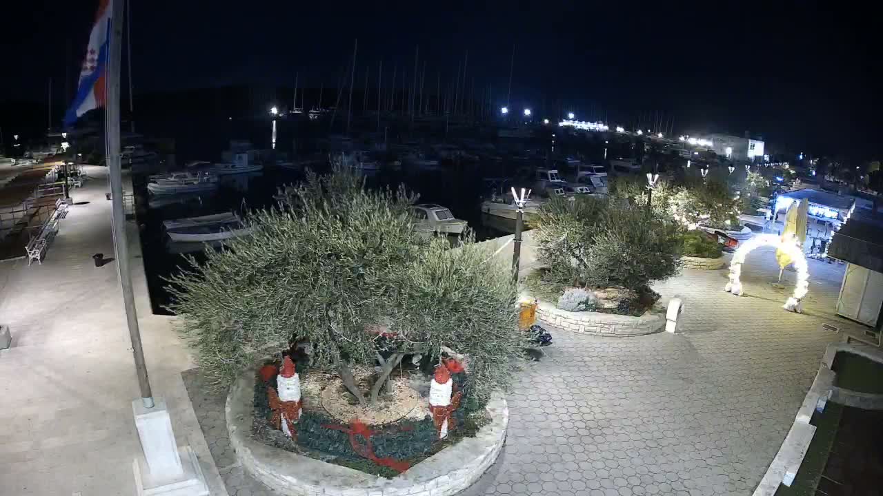 Pirovac Coast & Marine Live Cam - Pirovac, Općina Pirovac, Šibenik-Knin, Croatia
