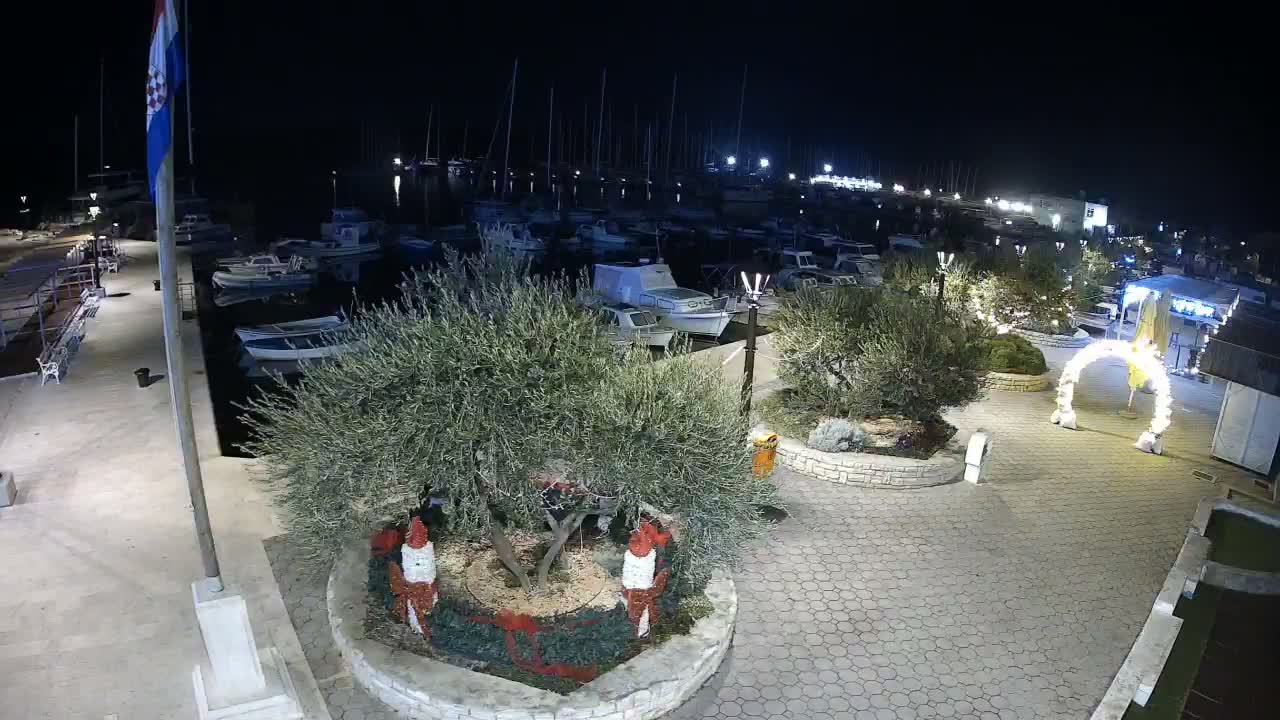 Pirovac Coast & Marine Live Cam - Pirovac, Općina Pirovac, Šibenik-Knin, Croatia