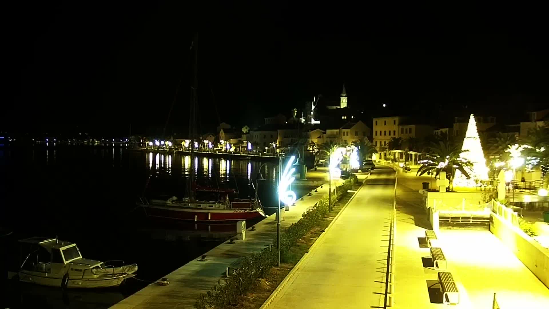 Pirovac Coast & Marine Live Cam - Pirovac, Općina Pirovac, Šibenik-Knin, Croatia