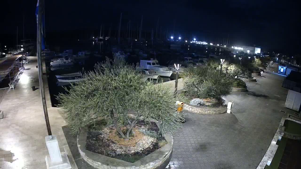 Pirovac Coast & Marine Live Cam - Pirovac, Općina Pirovac, Šibenik-Knin, Croatia