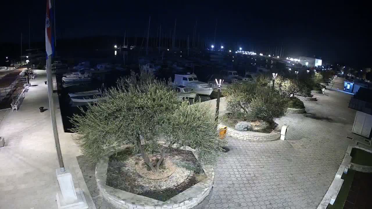 Pirovac Coast & Marine Live Cam - Pirovac, Općina Pirovac, Šibenik-Knin, Croatia