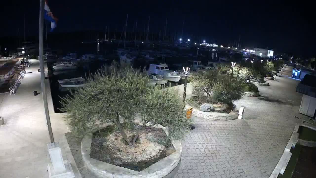 Pirovac Coast & Marine Live Cam - Pirovac, Općina Pirovac, Šibenik-Knin, Croatia