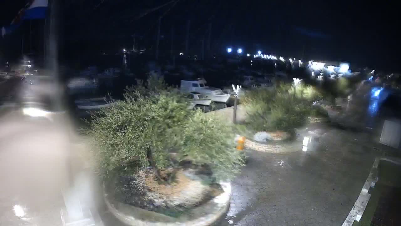 Pirovac Coast & Marine Live Cam - Pirovac, Općina Pirovac, Šibenik-Knin, Croatia