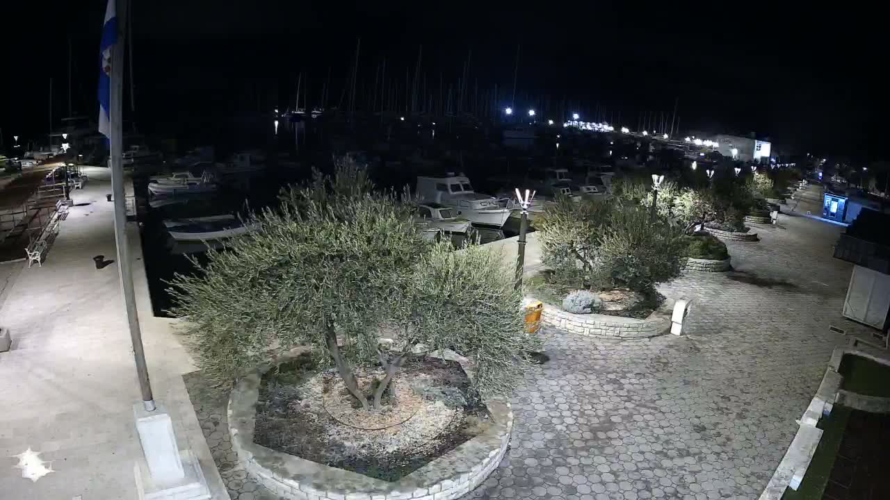 Pirovac Coast & Marine Live Cam - Pirovac, Općina Pirovac, Šibenik-Knin, Croatia