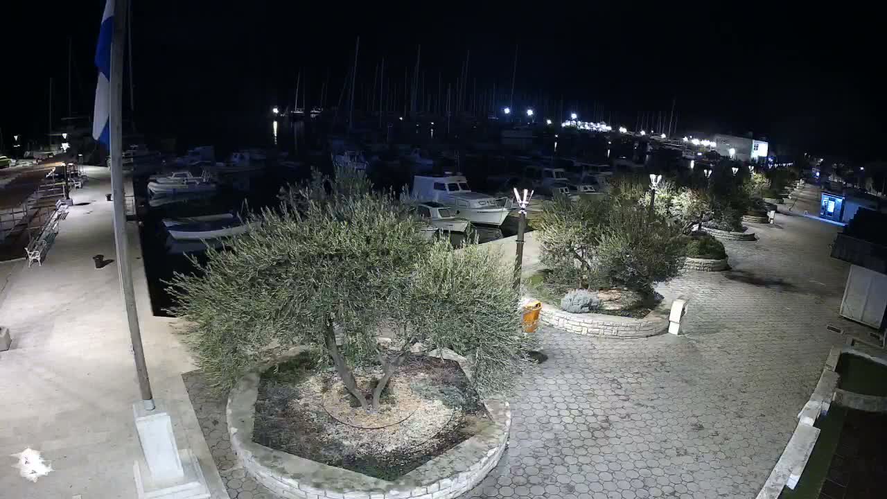 Pirovac Coast & Marine Live Cam - Pirovac, Općina Pirovac, Šibenik-Knin, Croatia