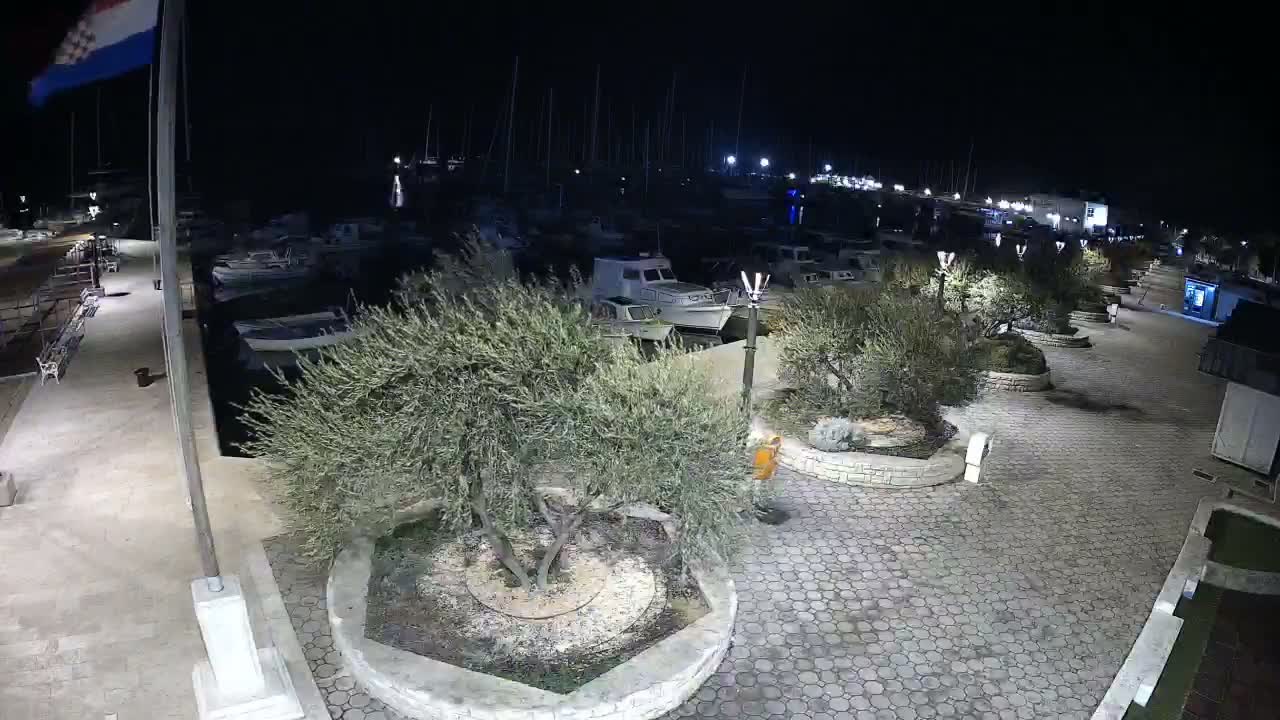 Pirovac Coast & Marine Live Cam - Pirovac, Općina Pirovac, Šibenik-Knin, Croatia