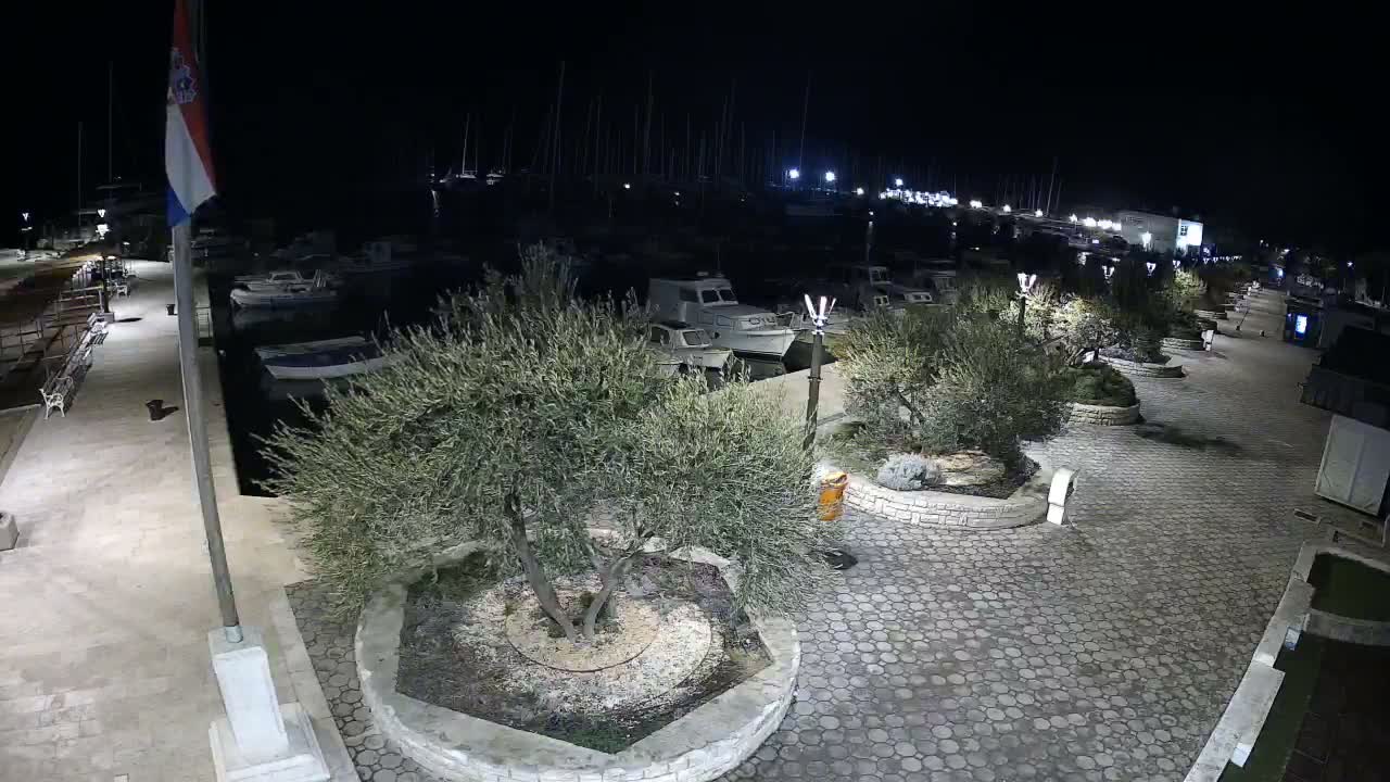 Pirovac Coast & Marine Live Cam - Pirovac, Općina Pirovac, Šibenik-Knin, Croatia