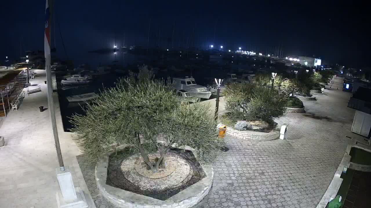 Pirovac Coast & Marine Live Cam - Pirovac, Općina Pirovac, Šibenik-Knin, Croatia