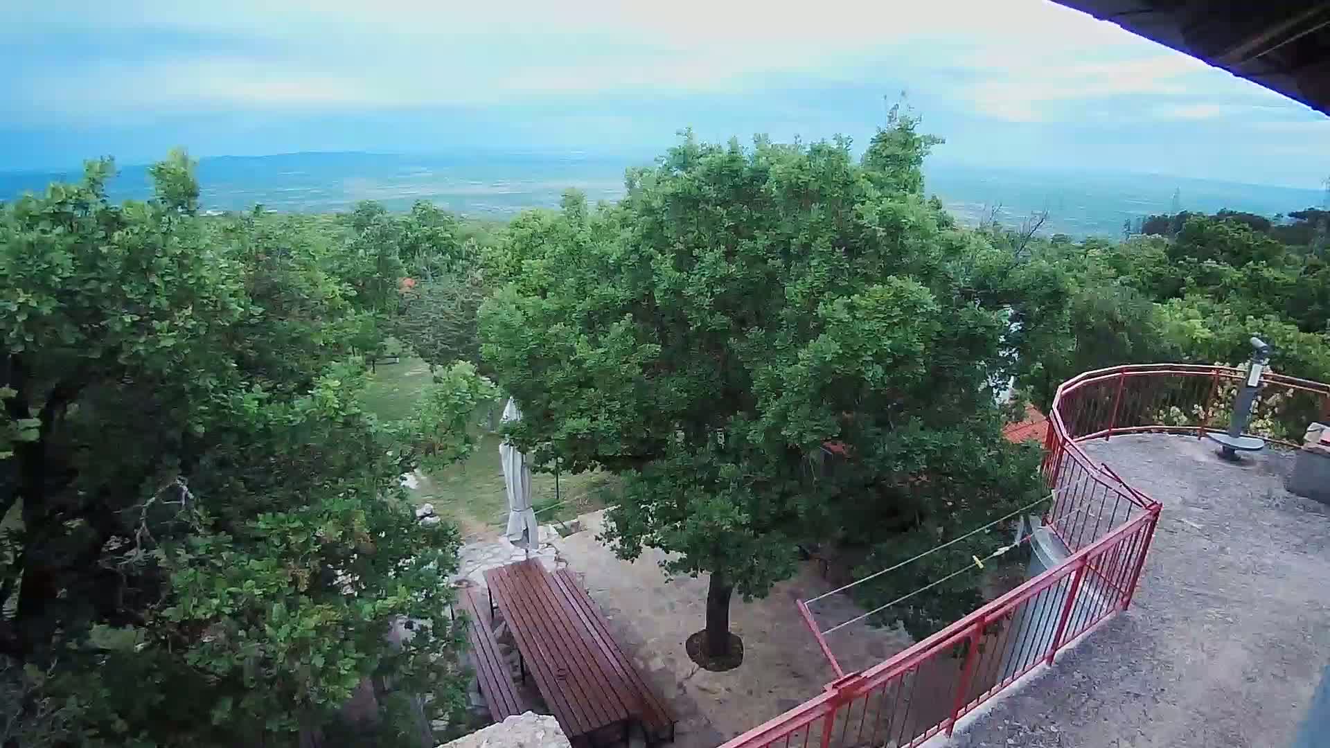 Promina Mountain (855m) Observation Deck Live Cam - Siverić, Grad Drnis, Šibenik-Knin, Croatia