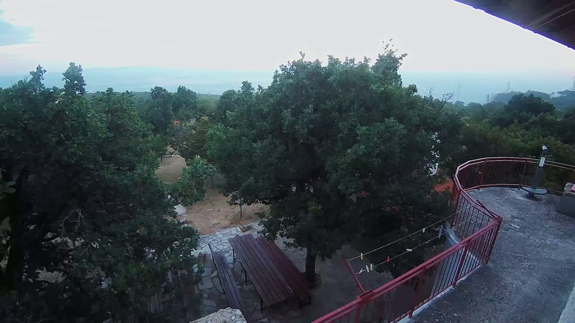 Promina Mountain (855m) Observation Deck Live Cam - Siverić, Grad Drnis, Šibenik-Knin, Croatia