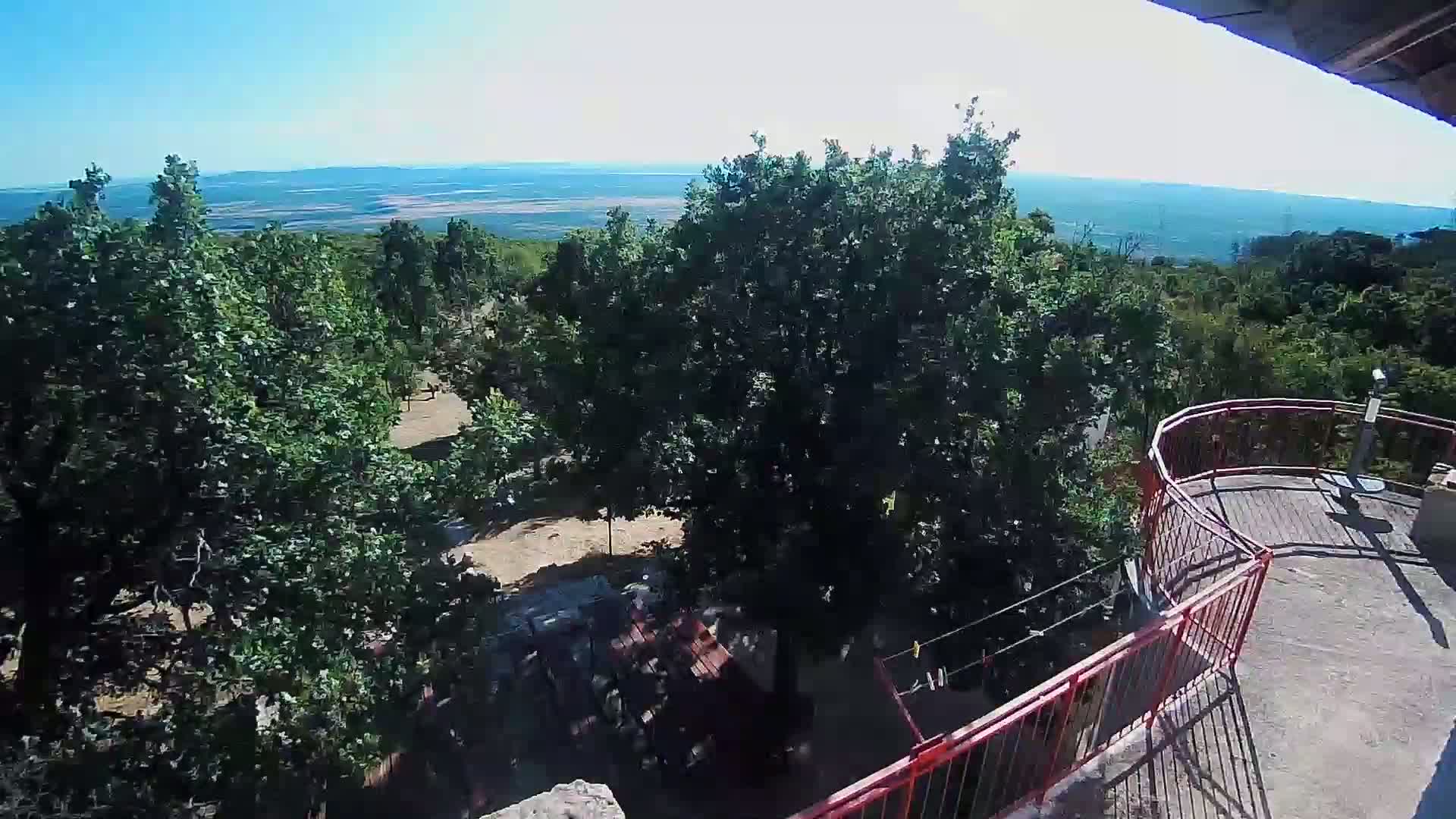 Promina Mountain (855m) Observation Deck Live Cam - Siverić, Grad Drnis, Šibenik-Knin, Croatia