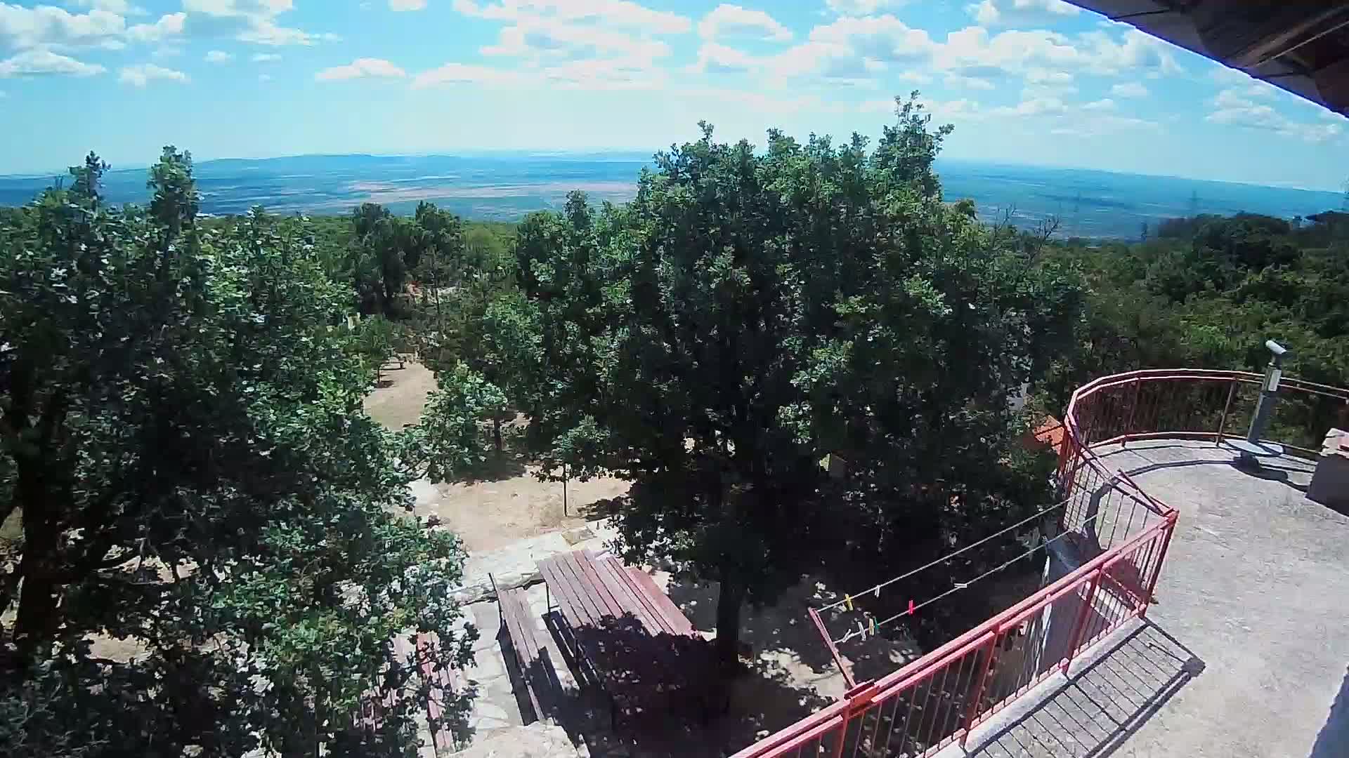 Promina Mountain (855m) Observation Deck Live Cam - Siverić, Grad Drnis, Šibenik-Knin, Croatia