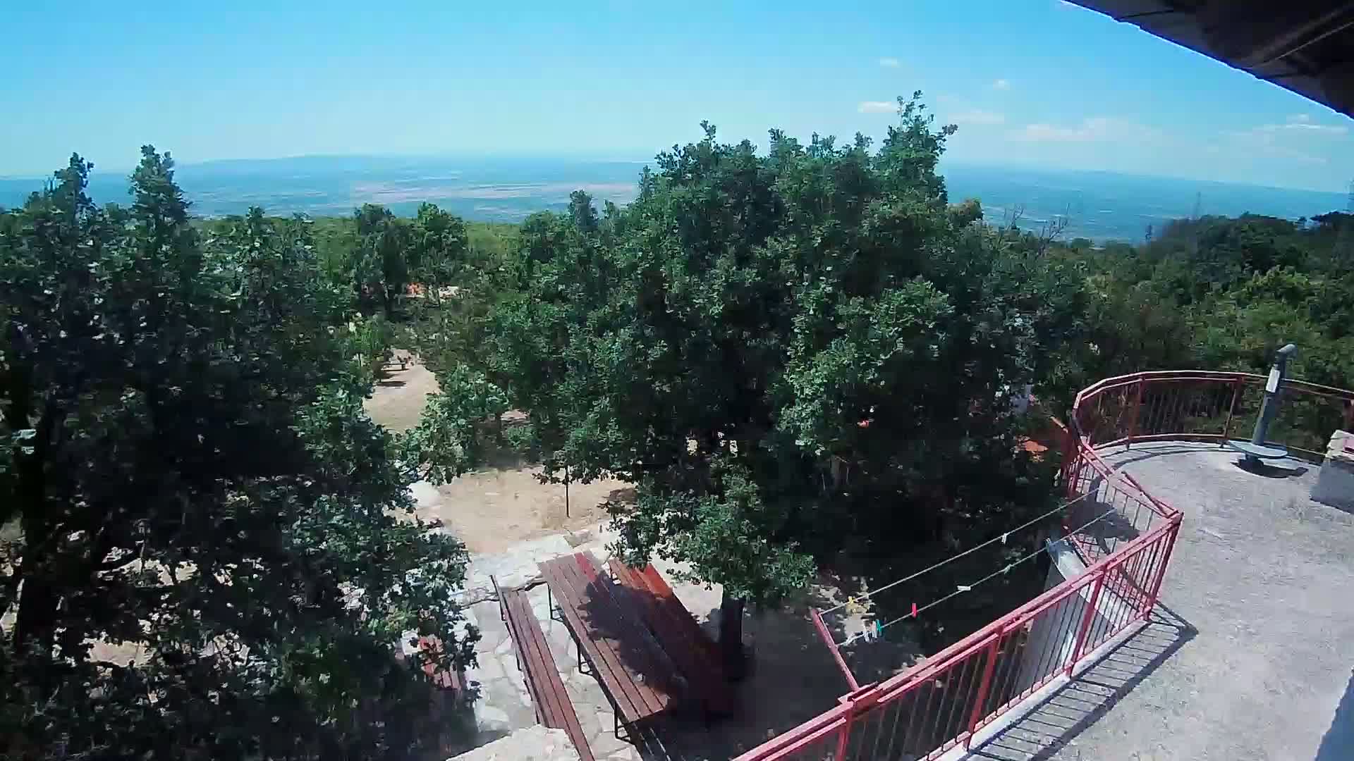 Promina Mountain (855m) Observation Deck Live Cam - Siverić, Grad Drnis, Šibenik-Knin, Croatia