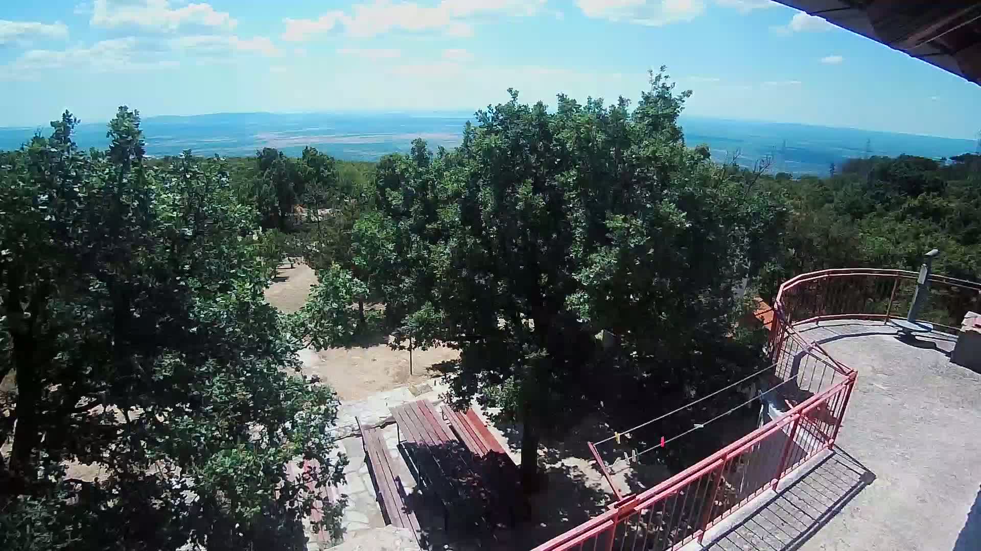 Promina Mountain (855m) Observation Deck Live Cam - Siverić, Grad Drnis, Šibenik-Knin, Croatia