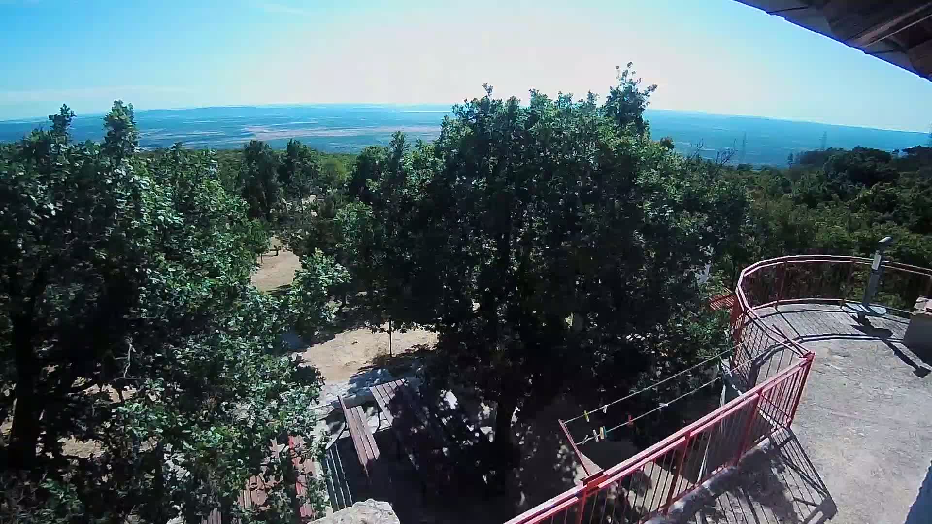 Promina Mountain (855m) Observation Deck Live Cam - Siverić, Grad Drnis, Šibenik-Knin, Croatia