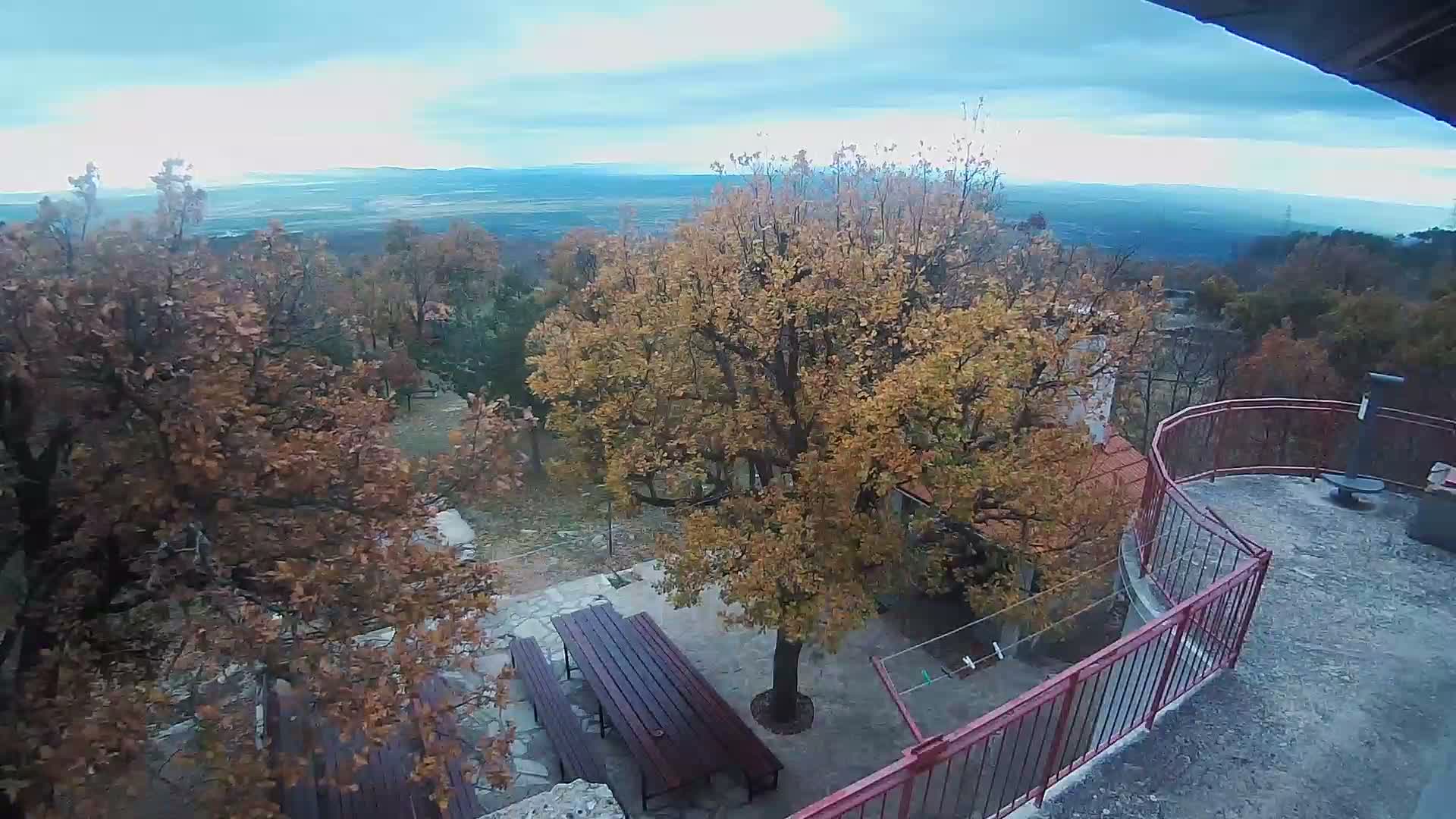 Promina Mountain (855m) Observation Deck Live Cam - Siverić, Grad Drnis, Šibenik-Knin, Croatia