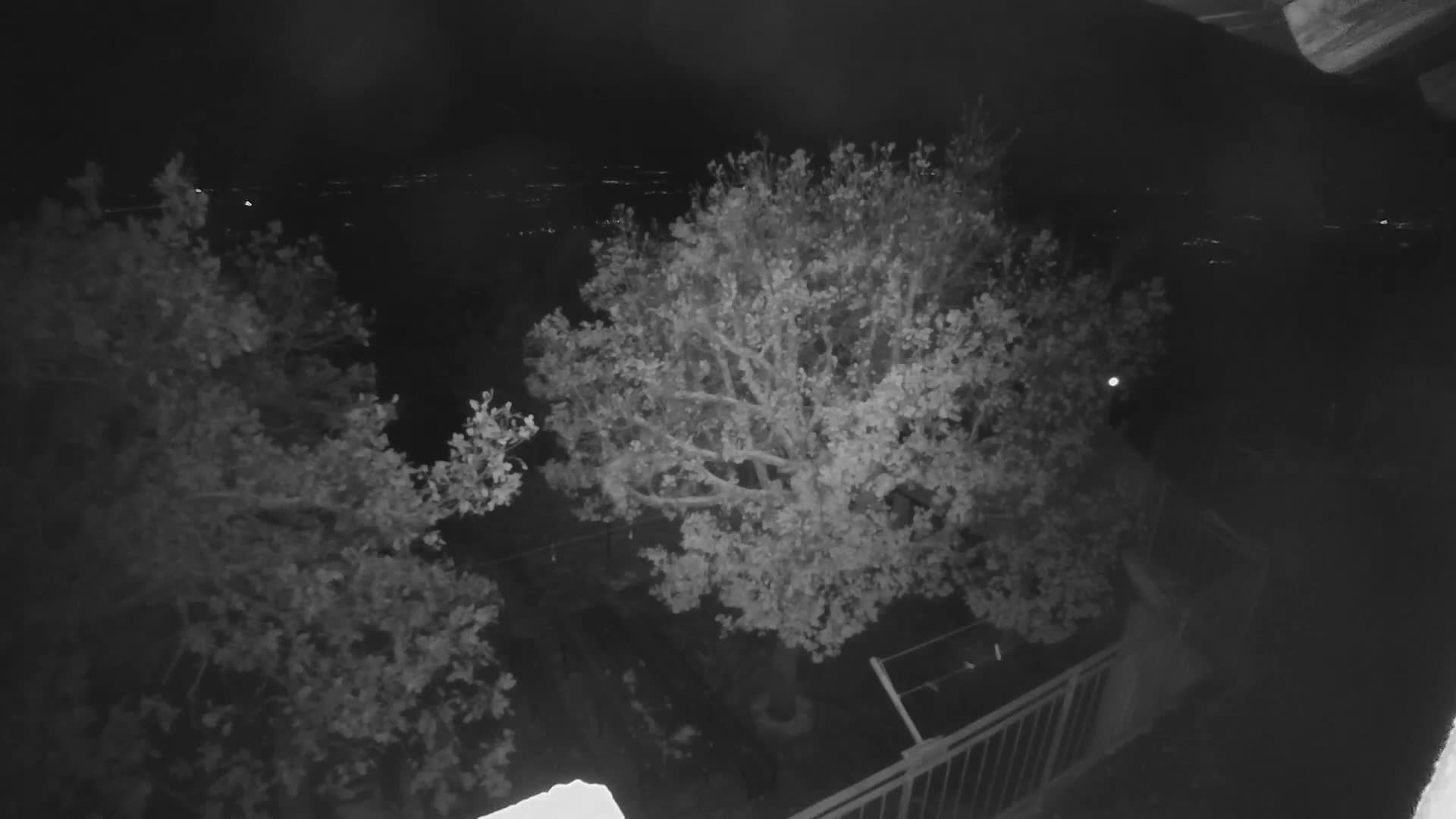 Promina Mountain (855m) Observation Deck Live Cam - Siverić, Grad Drnis, Šibenik-Knin, Croatia