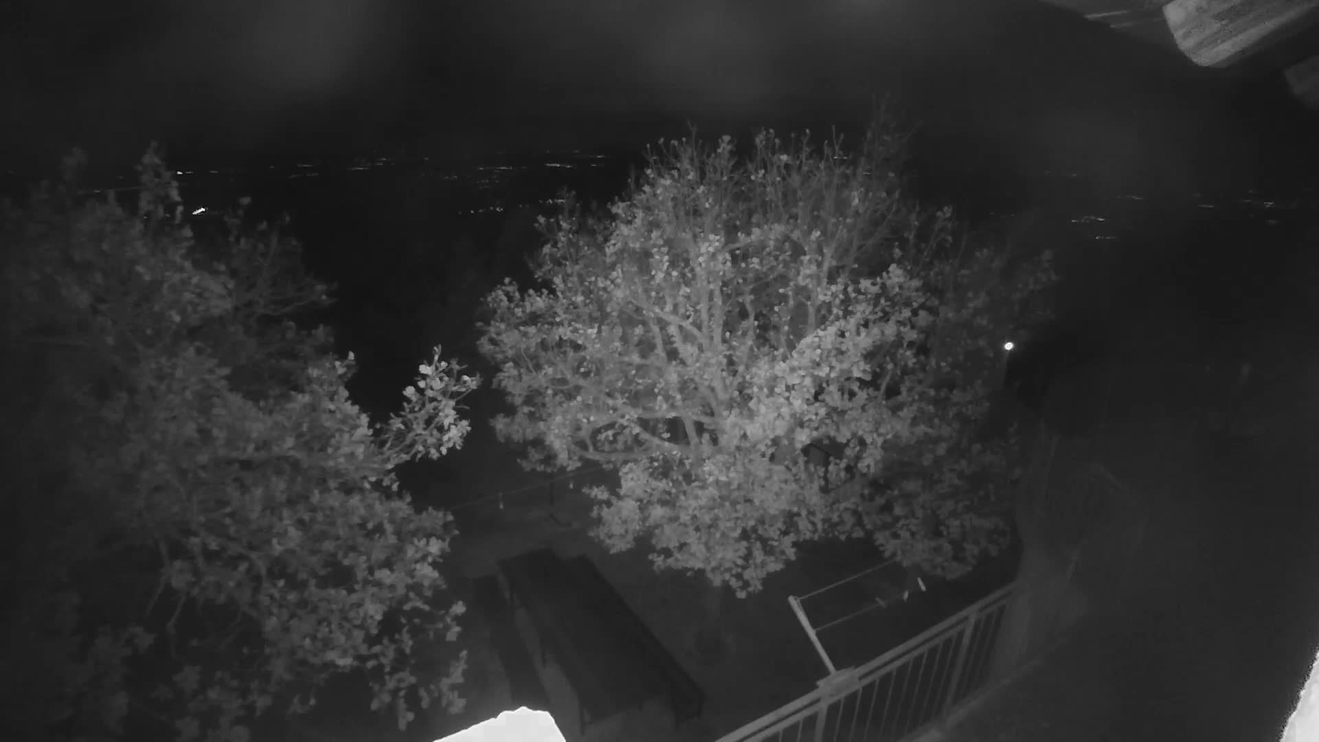 Promina Mountain (855m) Observation Deck Live Cam - Siverić, Grad Drnis, Šibenik-Knin, Croatia