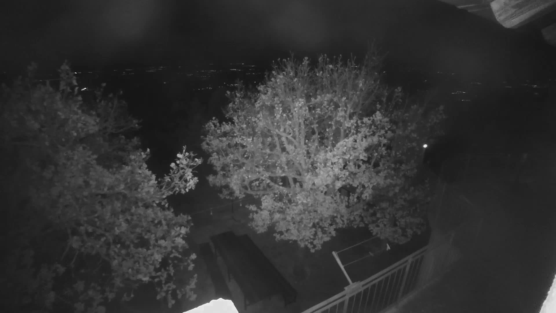 Promina Mountain (855m) Observation Deck Live Cam - Siverić, Grad Drnis, Šibenik-Knin, Croatia