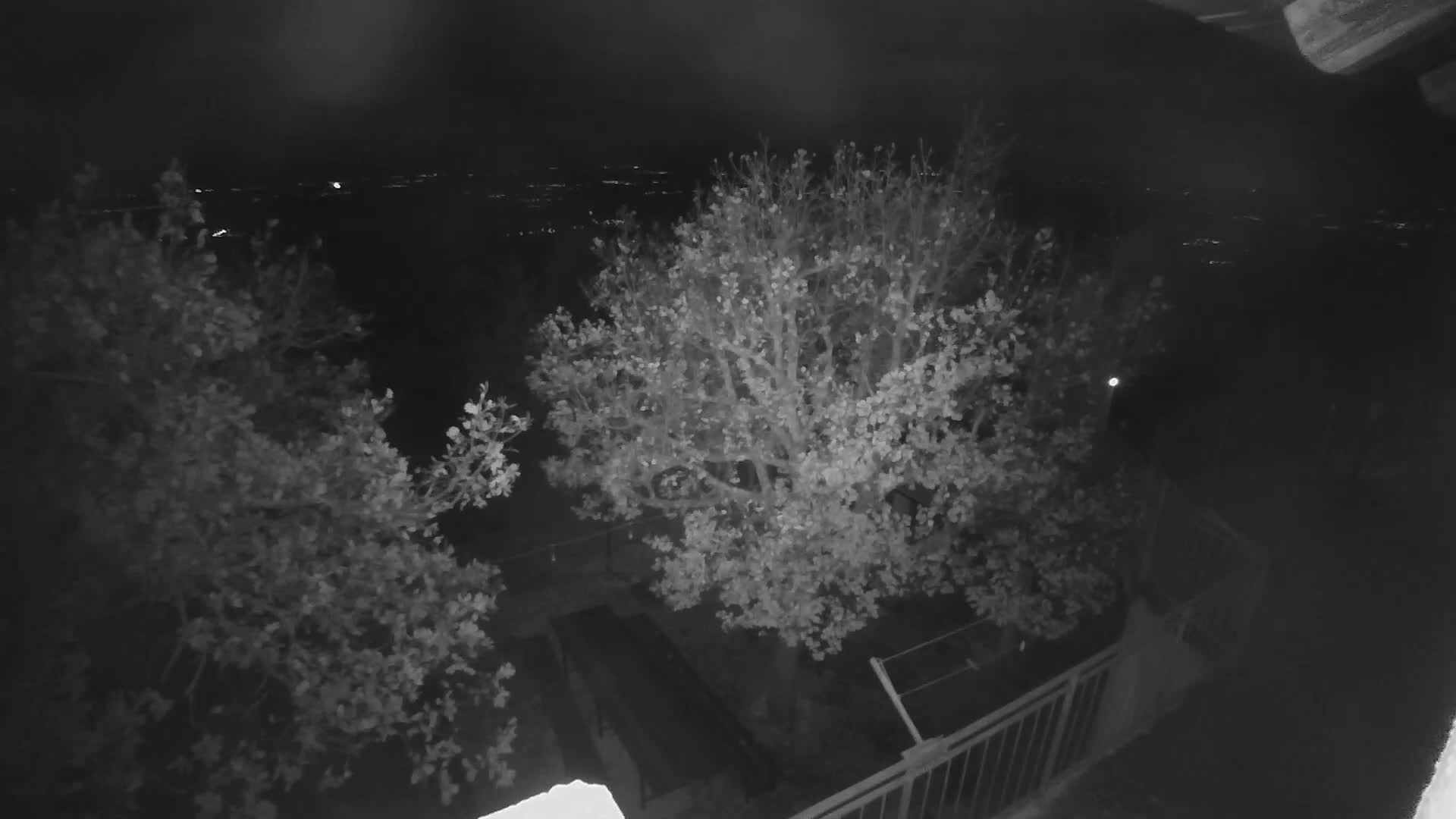 Promina Mountain (855m) Observation Deck Live Cam - Siverić, Grad Drnis, Šibenik-Knin, Croatia