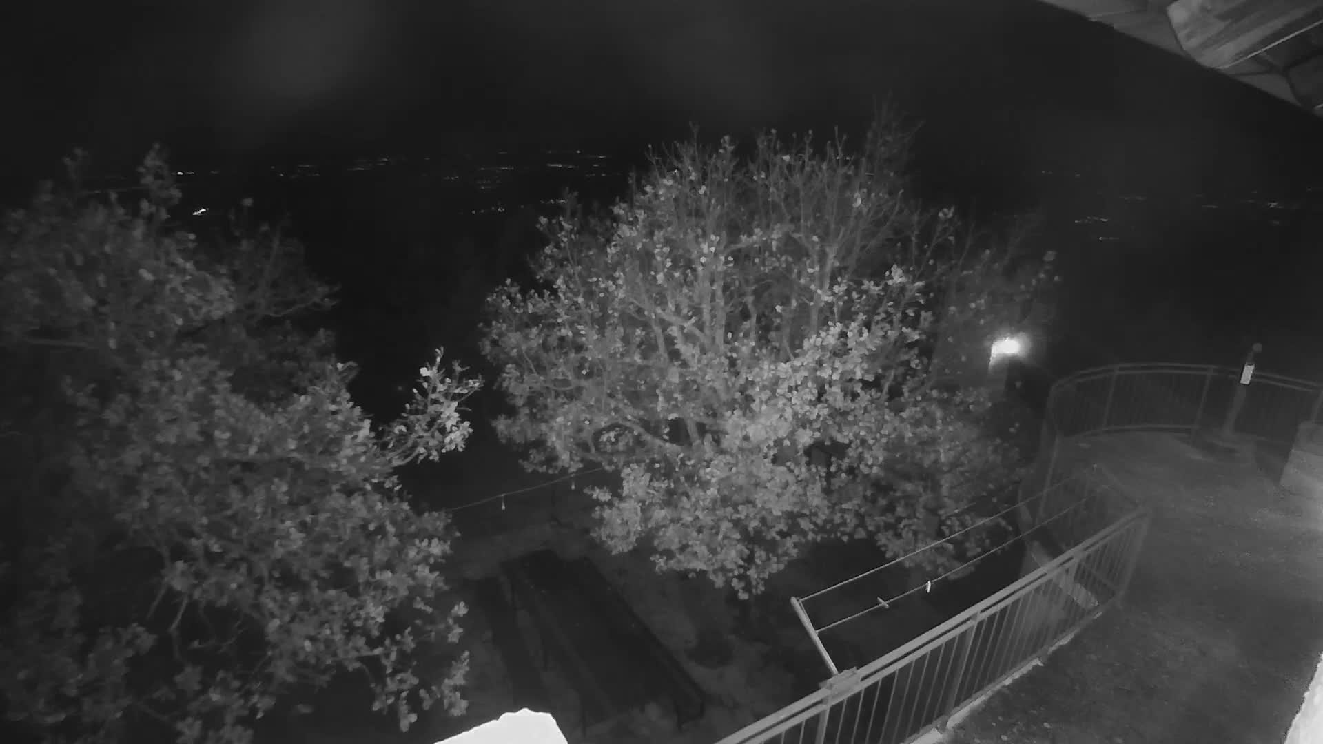 Promina Mountain (855m) Observation Deck Live Cam - Siverić, Grad Drnis, Šibenik-Knin, Croatia