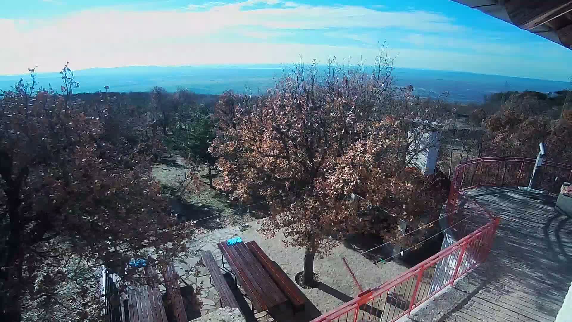 Promina Mountain (855m) Observation Deck Live Cam - Siverić, Grad Drnis, Šibenik-Knin, Croatia