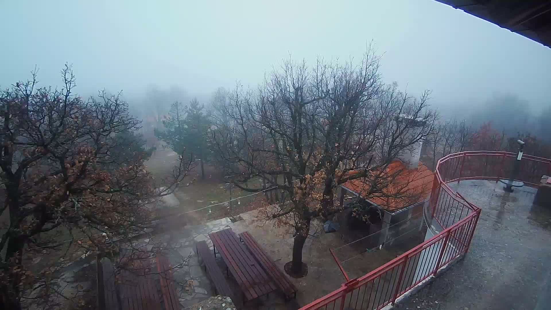 Promina Mountain (855m) Observation Deck Live Cam - Siverić, Grad Drnis, Šibenik-Knin, Croatia