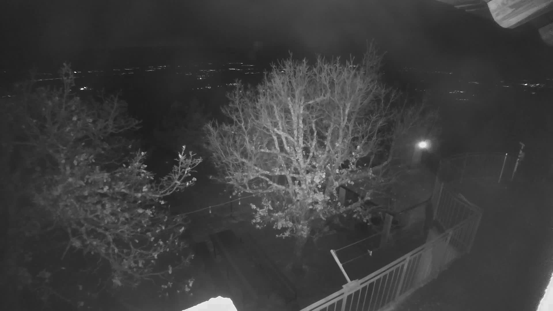 Promina Mountain (855m) Observation Deck Live Cam - Siverić, Grad Drnis, Šibenik-Knin, Croatia