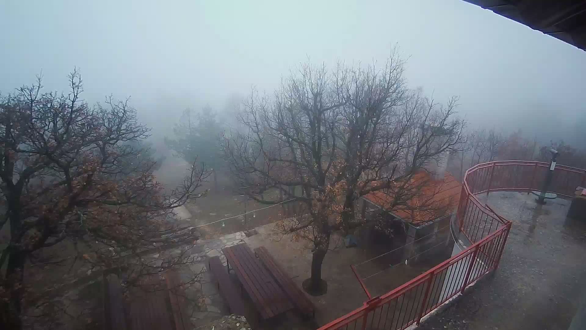 Promina Mountain (855m) Observation Deck Live Cam - Siverić, Grad Drnis, Šibenik-Knin, Croatia