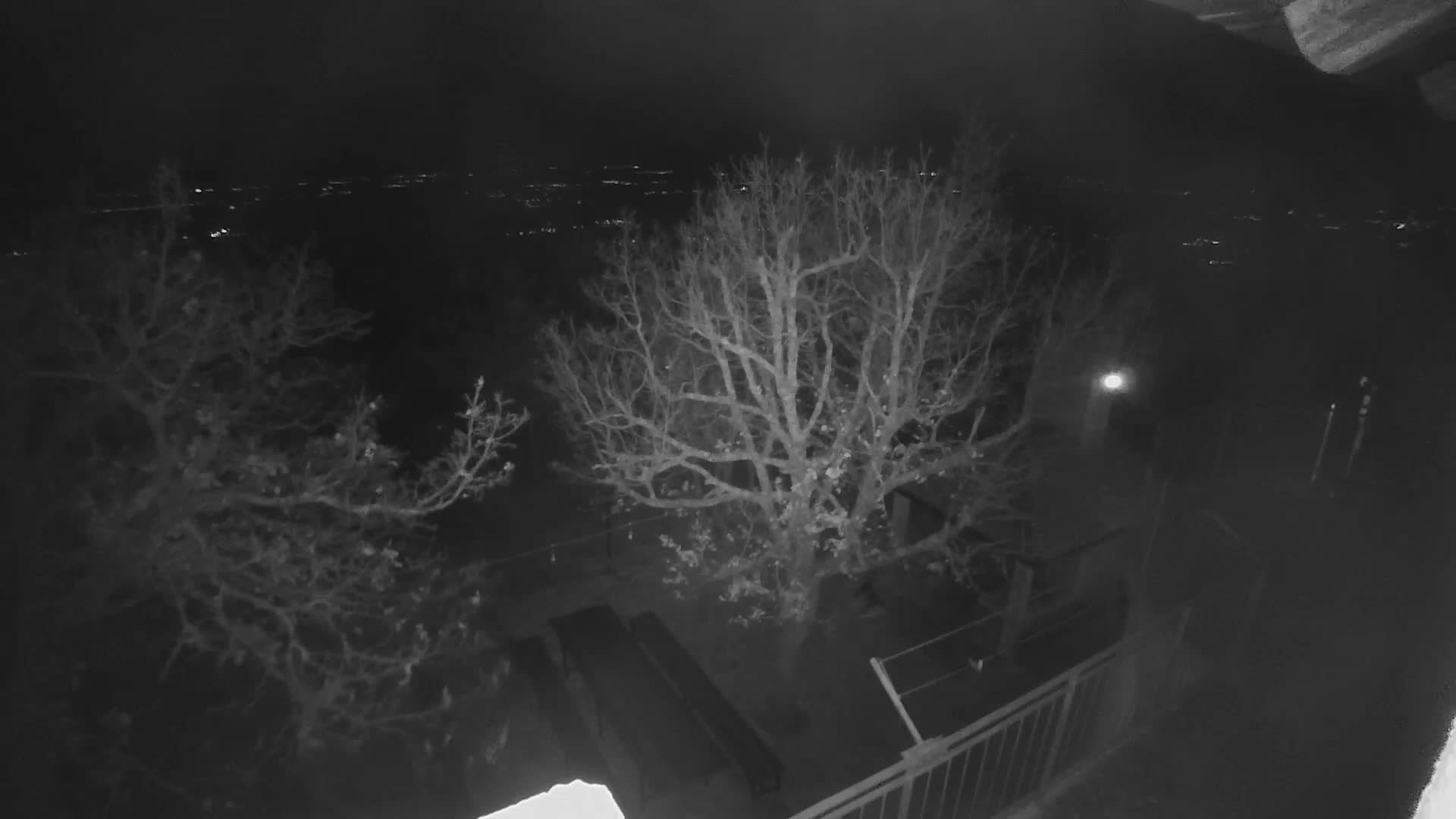 Promina Mountain (855m) Observation Deck Live Cam - Siverić, Grad Drnis, Šibenik-Knin, Croatia