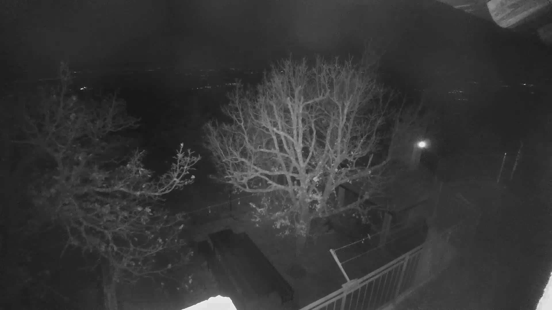 Promina Mountain (855m) Observation Deck Live Cam - Siverić, Grad Drnis, Šibenik-Knin, Croatia