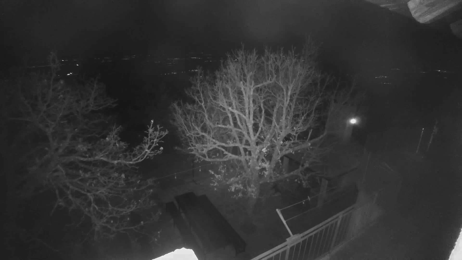 Promina Mountain (855m) Observation Deck Live Cam - Siverić, Grad Drnis, Šibenik-Knin, Croatia