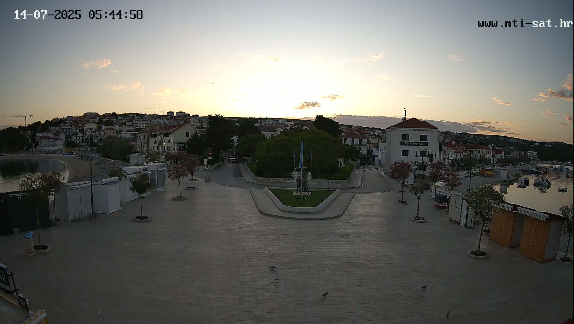 Primošten Town & Adriatic Coast Live Cam - Primosten, Općina Primošten, Šibenik-Knin, Croatia