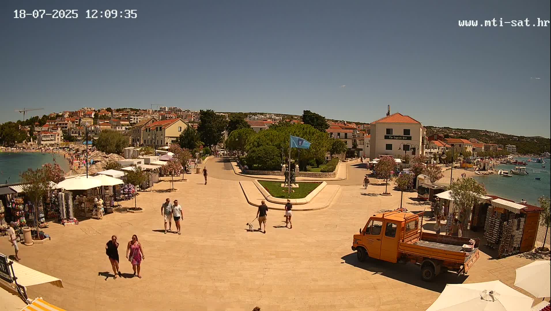 Primošten Town & Adriatic Coast Live Cam - Primosten, Općina Primošten, Šibenik-Knin, Croatia