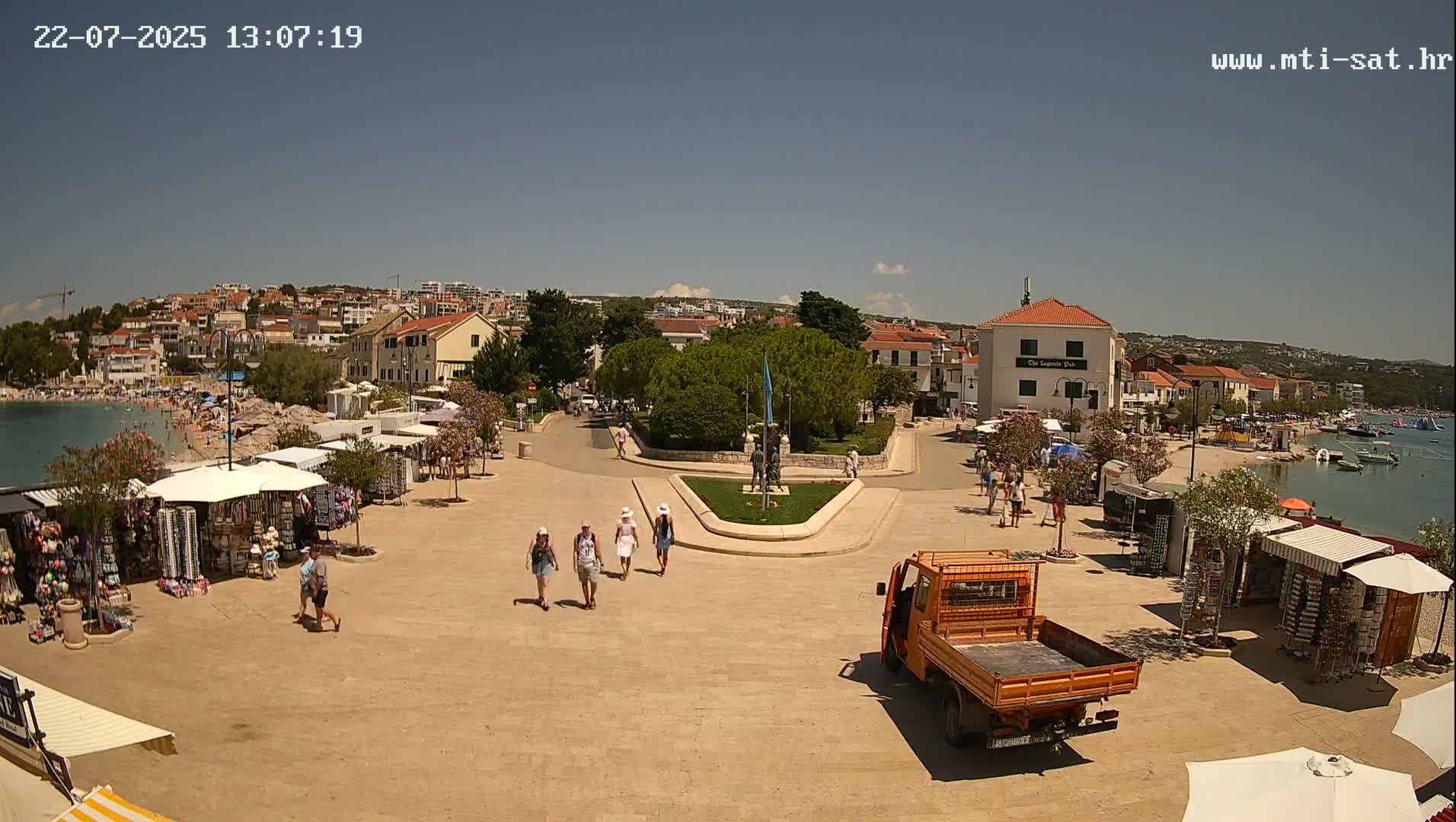 Primošten Town & Adriatic Coast Live Cam - Primosten, Općina Primošten, Šibenik-Knin, Croatia