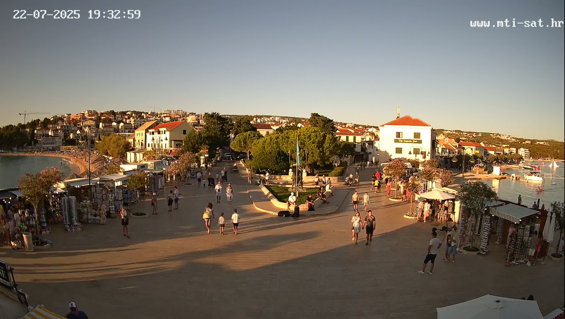 Primošten Town & Adriatic Coast Live Cam - Primosten, Općina Primošten, Šibenik-Knin, Croatia