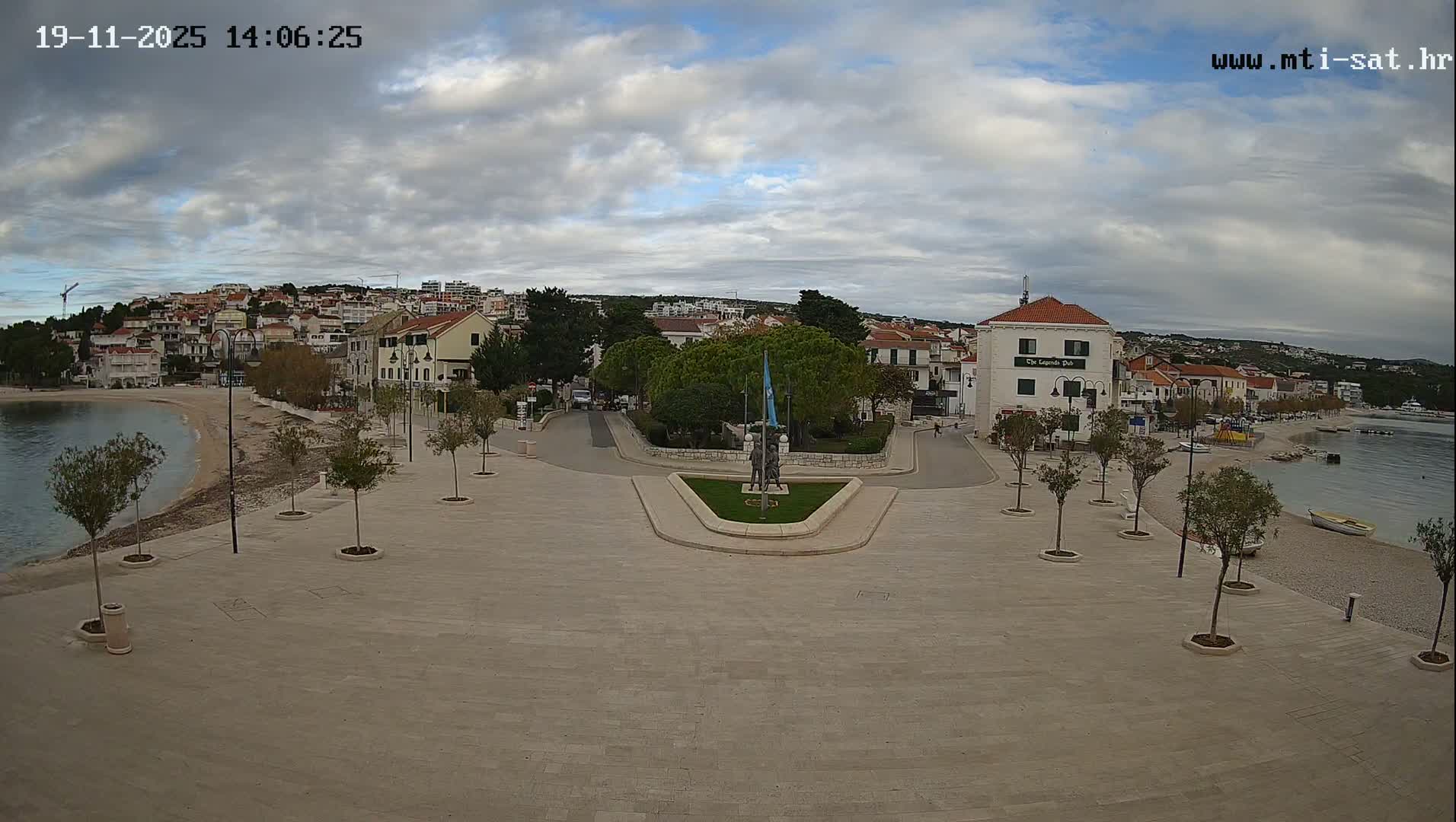 Primošten Town & Adriatic Coast Live Cam - Primosten, Općina Primošten, Šibenik-Knin, Croatia