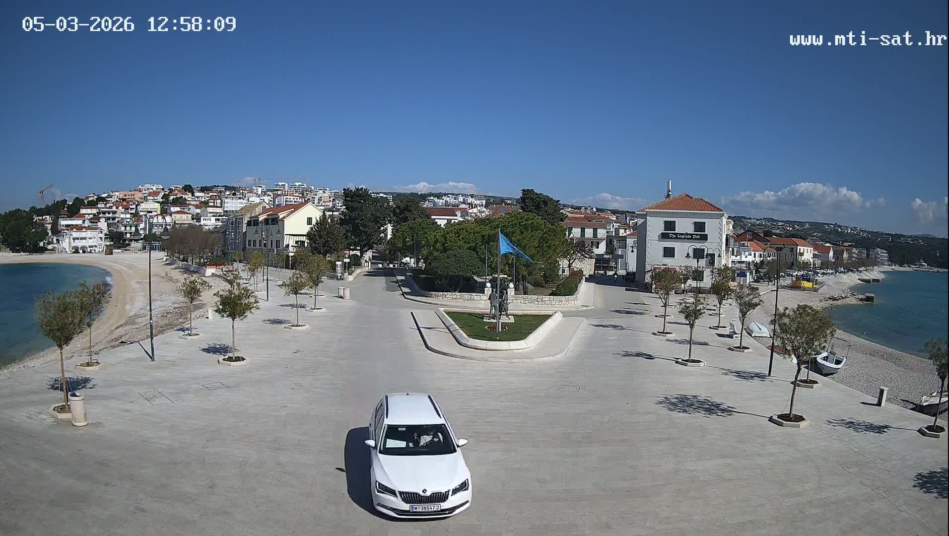 Primošten Town & Adriatic Coast Live Cam - Primosten, Općina Primošten, Šibenik-Knin, Croatia