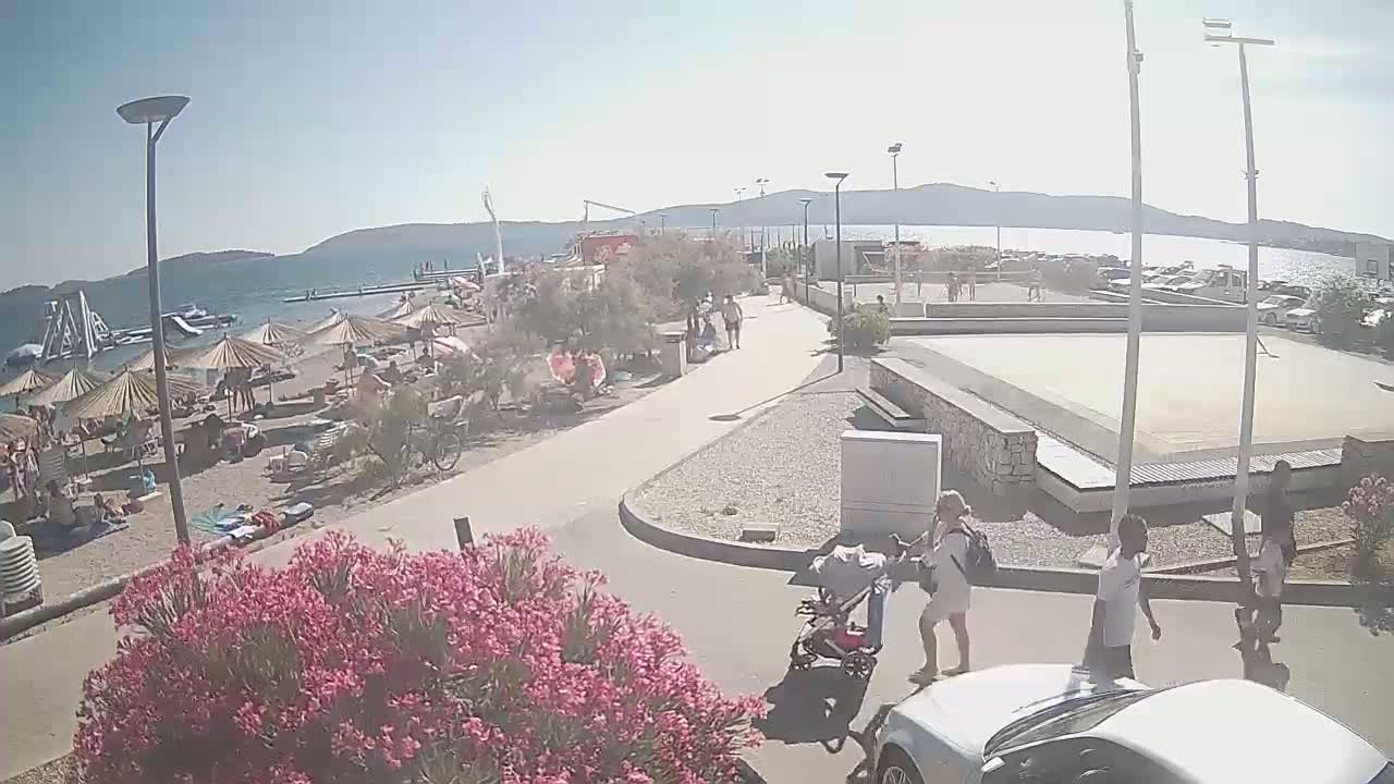 Riviera Brodarica Beach & Adriatic Dalmatia Coast Live Cam - Sibenic, Šibenik-Knin, Croatia