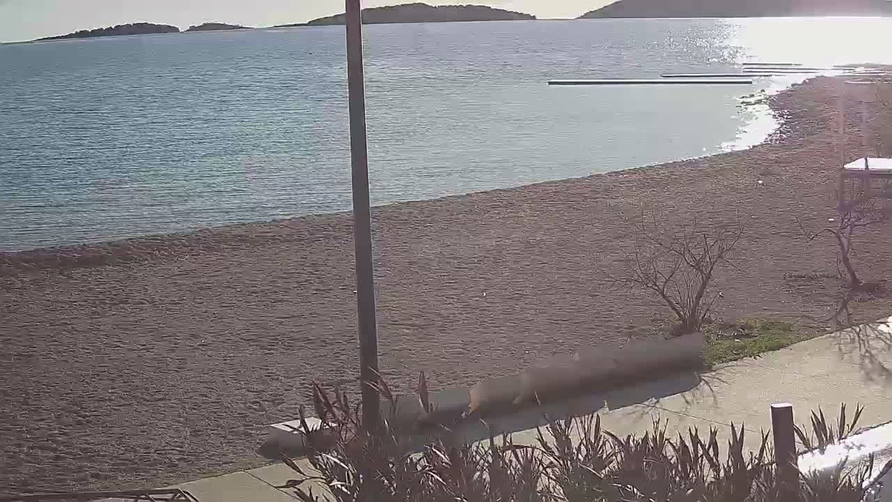 Riviera Brodarica Beach & Adriatic Dalmatia Coast Live Cam - Sibenic, Šibenik-Knin, Croatia