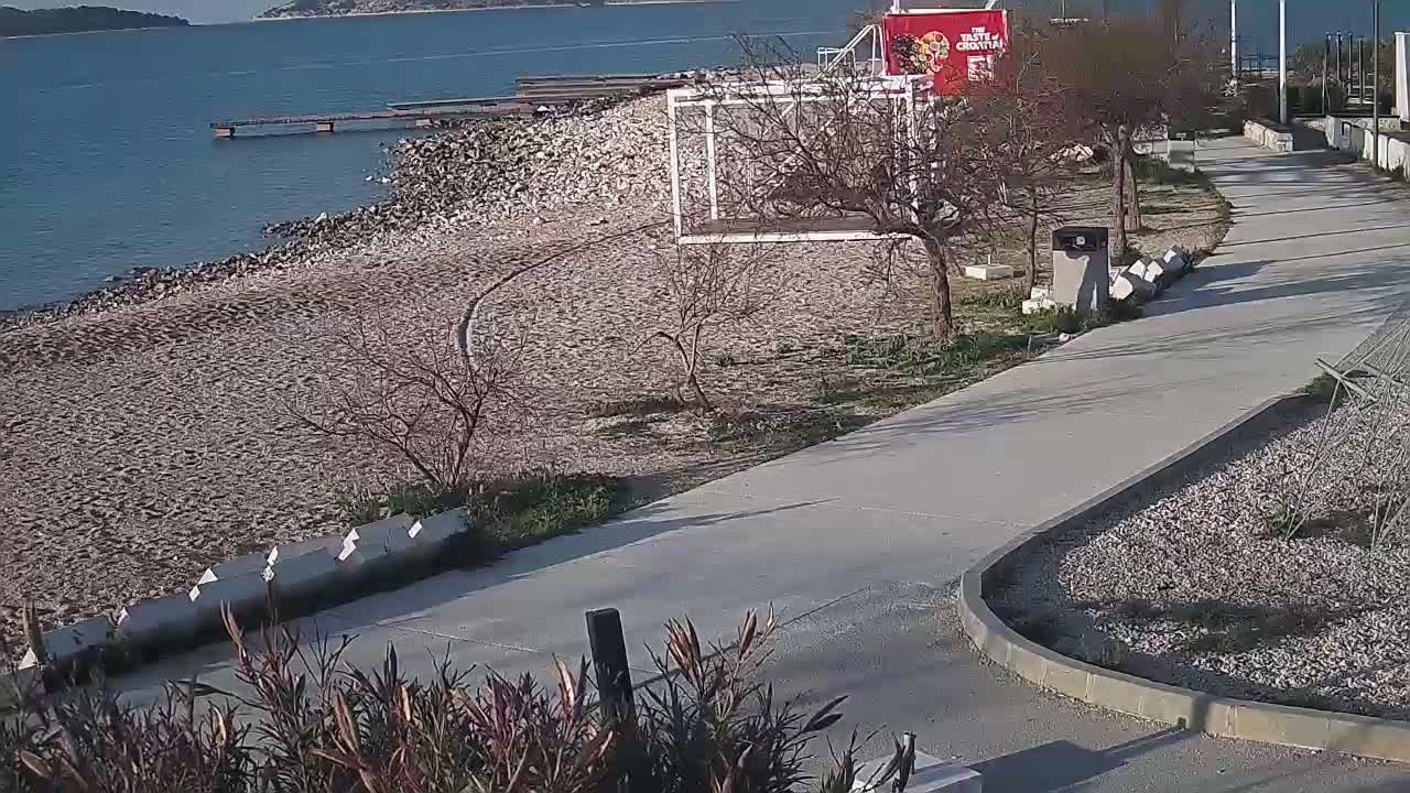 Riviera Brodarica Beach & Adriatic Dalmatia Coast Live Cam - Sibenic, Šibenik-Knin, Croatia