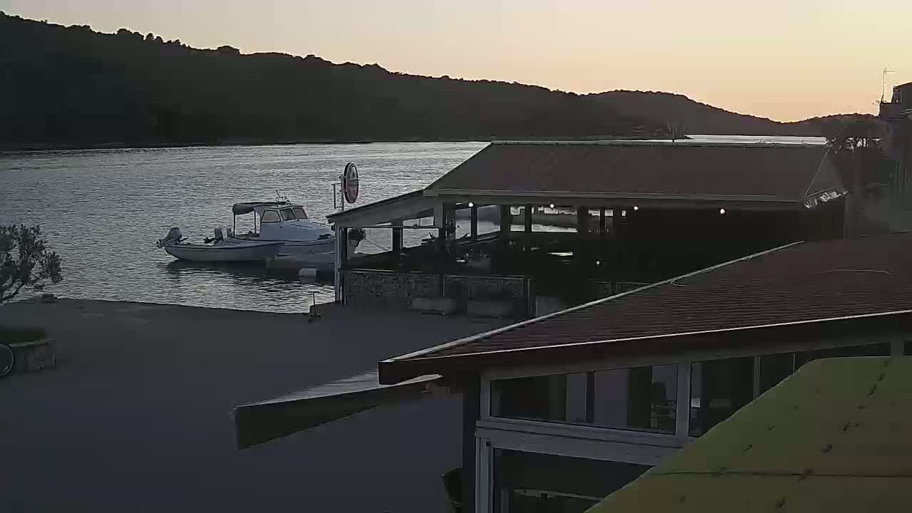 Otok Kaprije Island Village & Marine Live Cam - Karprije, Otok Kaprije, Šibenik-Knin, Croatia